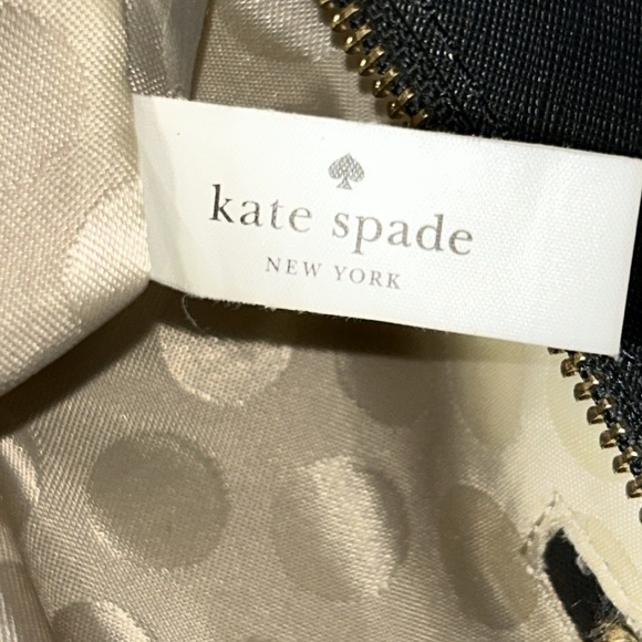 Kate Spade/Target Black and White Floral Mini Crossbody Bag 5” x 3” NWT - Picture 10 of 13